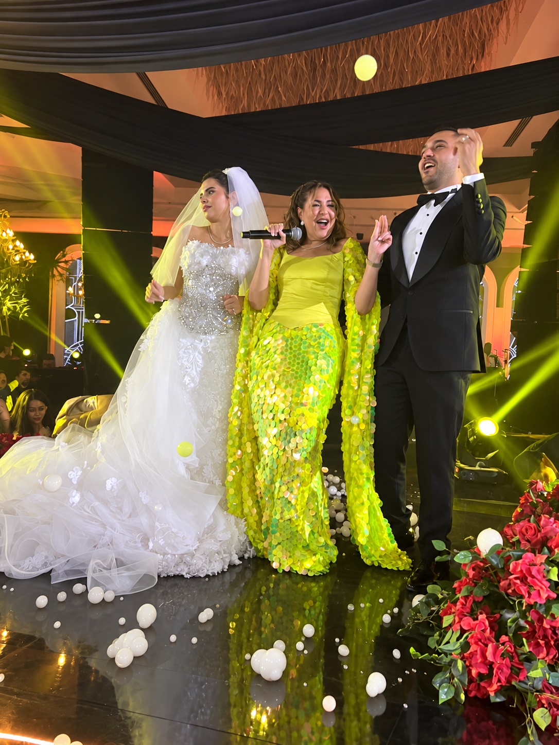 من هما العروسان نور وهانيا؟