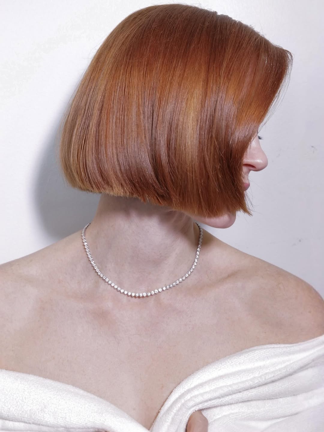 صبغات الشعر الاحمر مع الخصل المرجانية من وحي Jessica Chastain