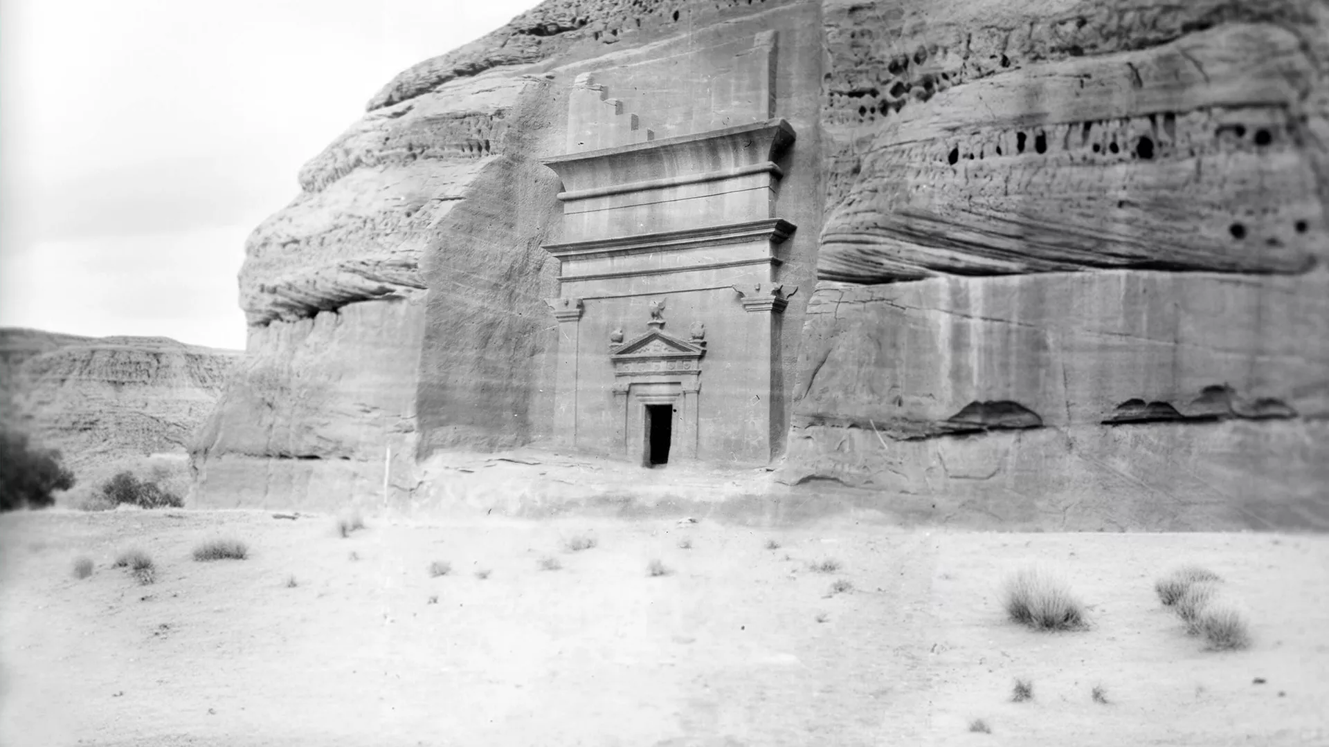 صحاري عامرة: صور حيّة من أرشيف العلا