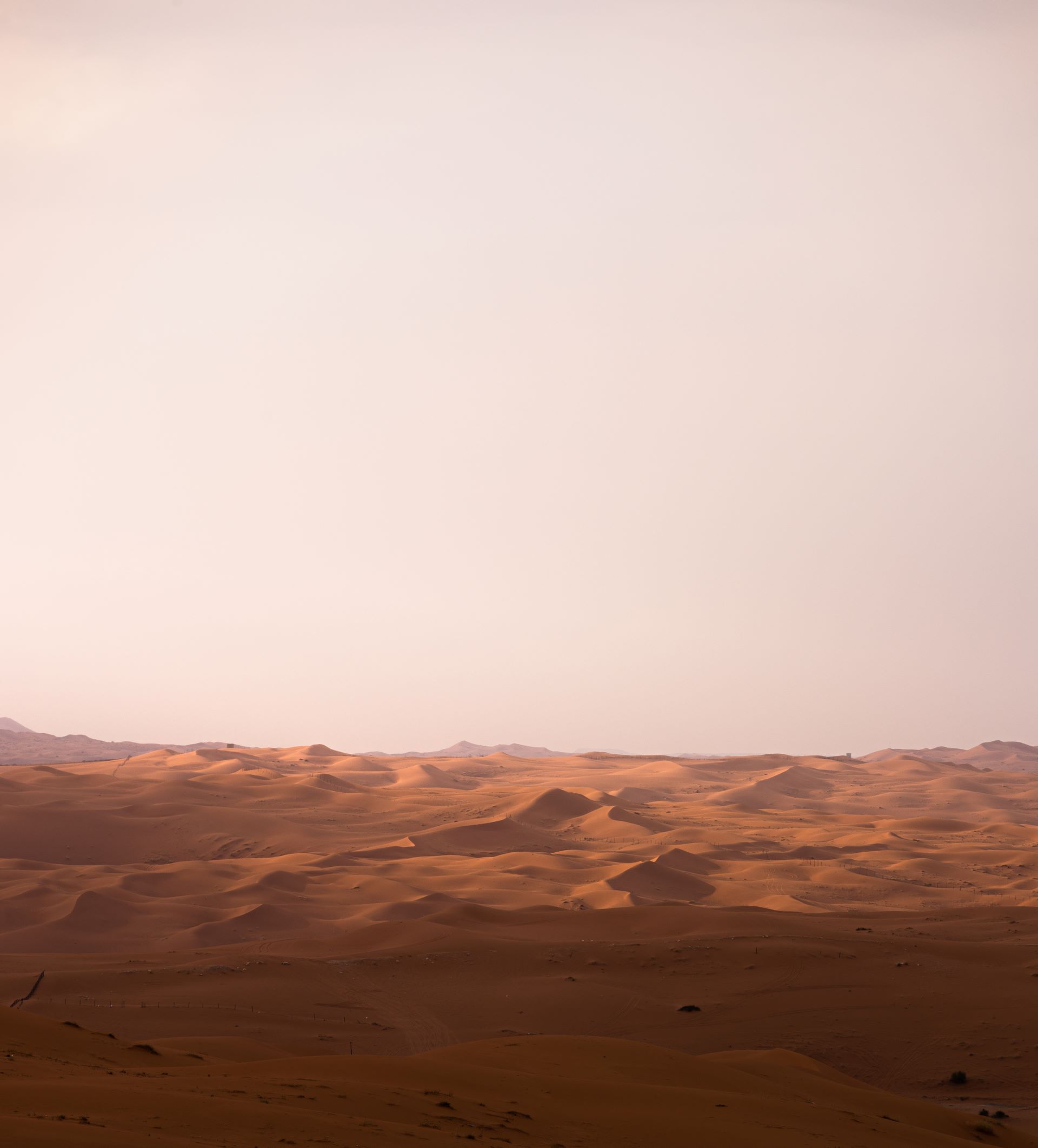 صحراء الربع الخالي المهيبة