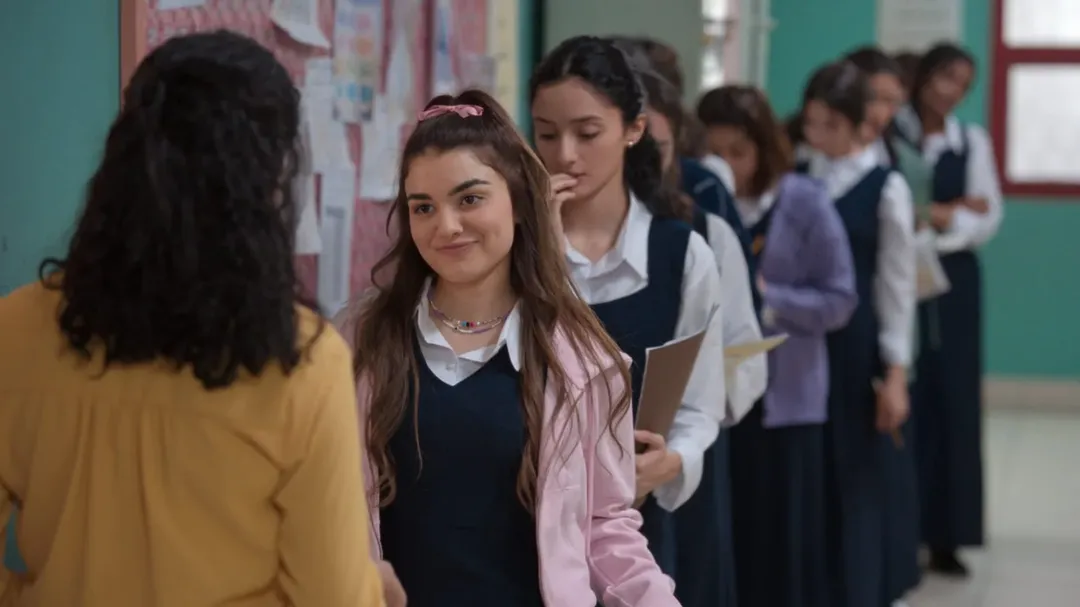 صراعات المراهقات يسيطر على "جرس إنذار -الحفرة"