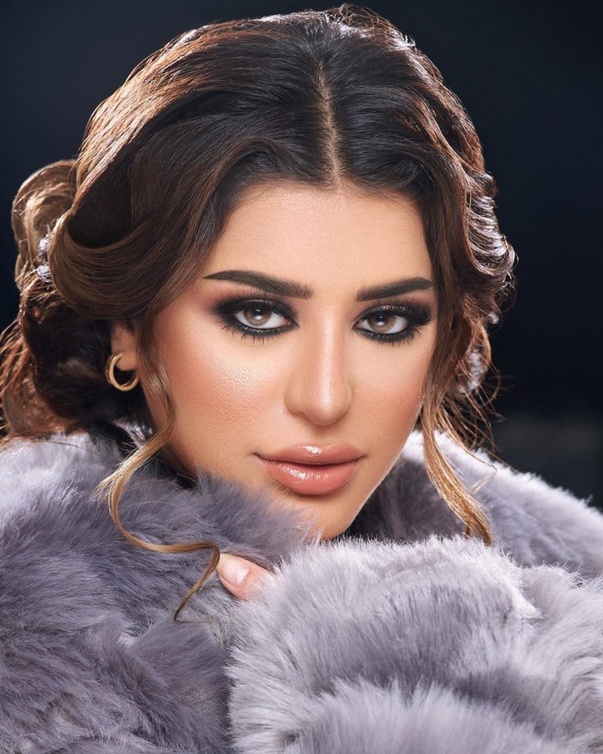 صمود تتلقى التهاني من نجوم الخليج