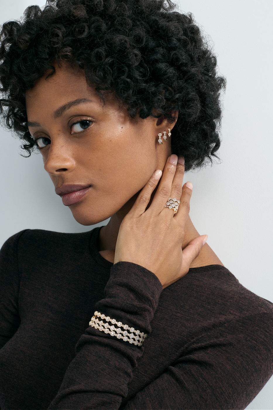 صمّمت سيسيلي هذه المجموعة احتفاءً بدورها الإبداعي المتنامي في دار المجوهرات