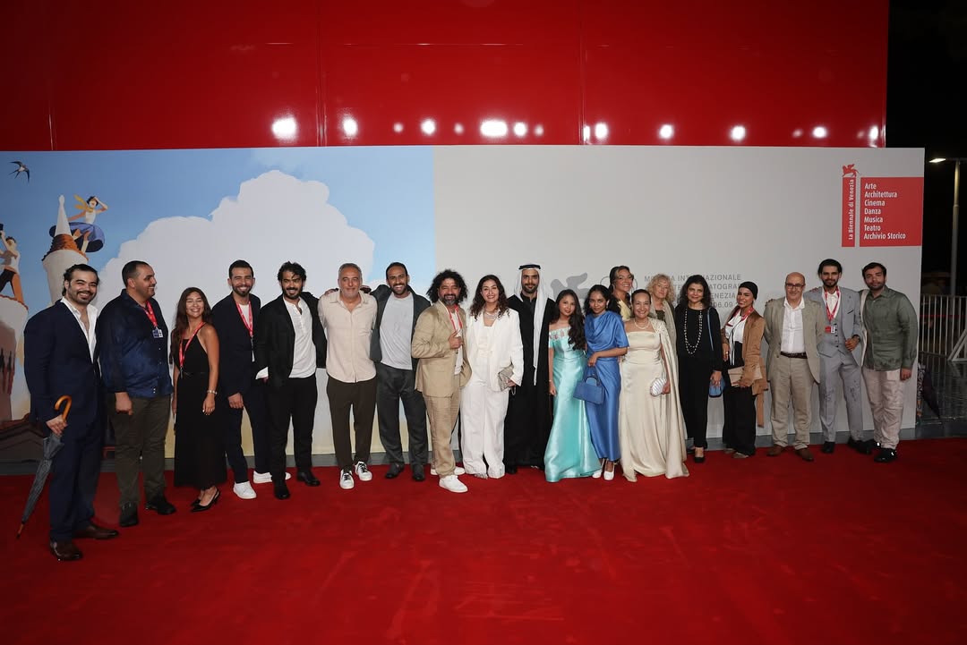 صناع ونجوم الفيلم في العرض العالمي الأول في مهرجان البندقية السينمائي