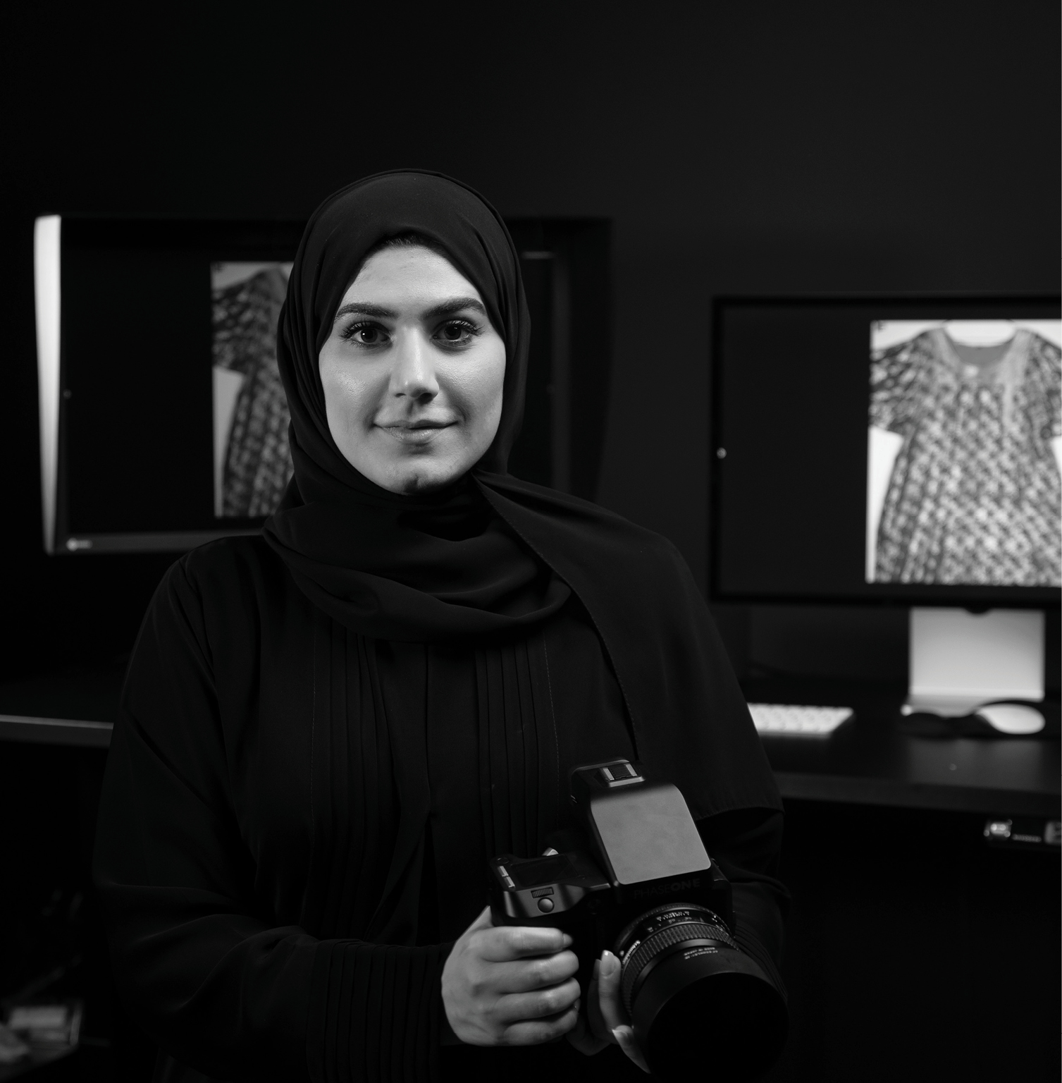 آية ظاهر الذاكرة التي عاشت داخل البيوت
