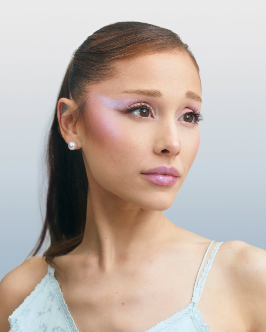 صورة لأريانا غراندي من حسابها على إنستاغرام.