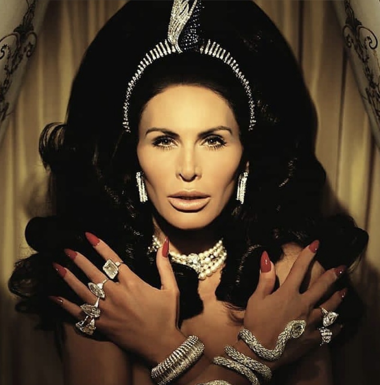 صورة لمنى أيوب في عام ٢٠٠٣ من المصور Ali Mahdavi