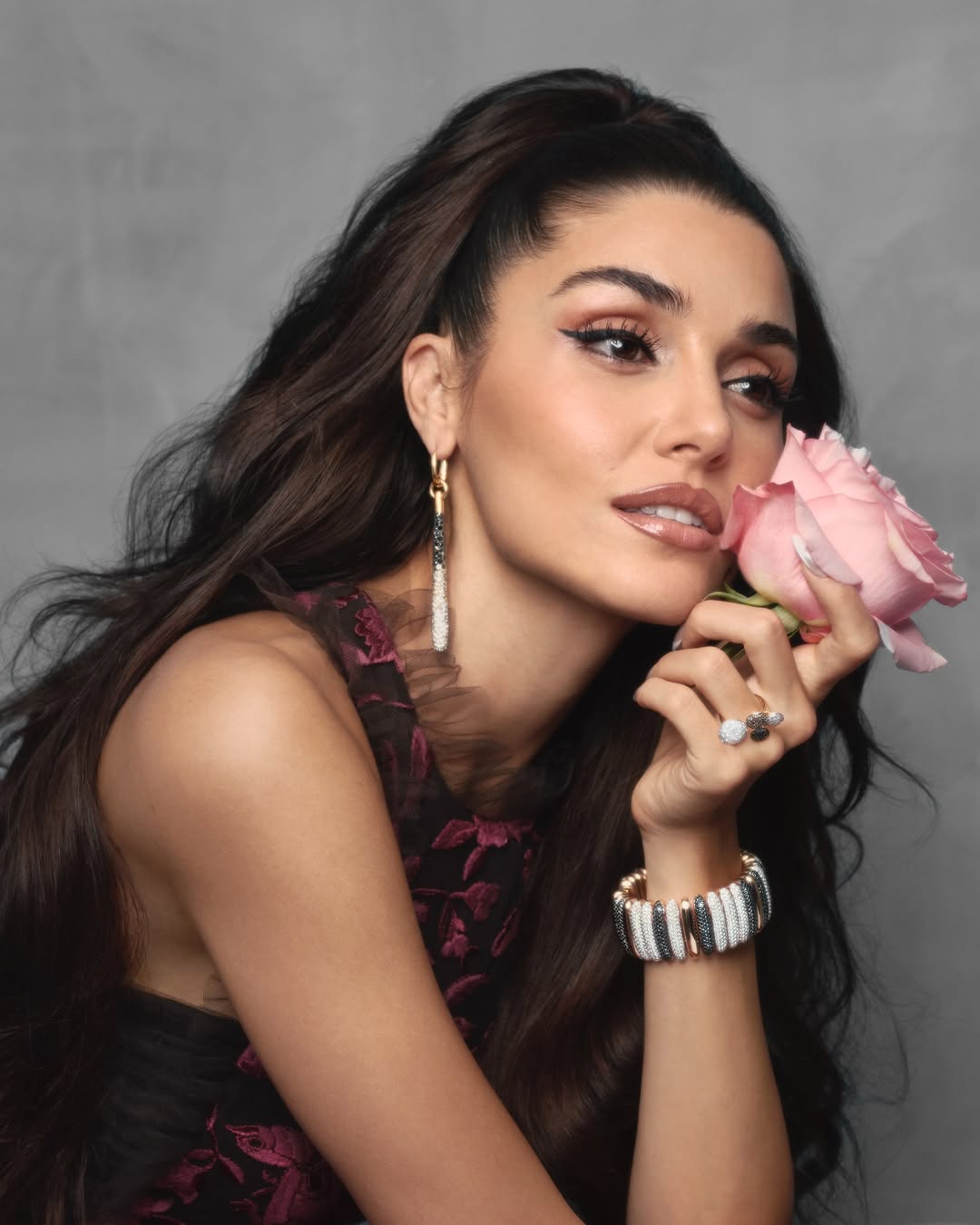 صورة هانده أرتشيل من حسابها على إنستاغرام