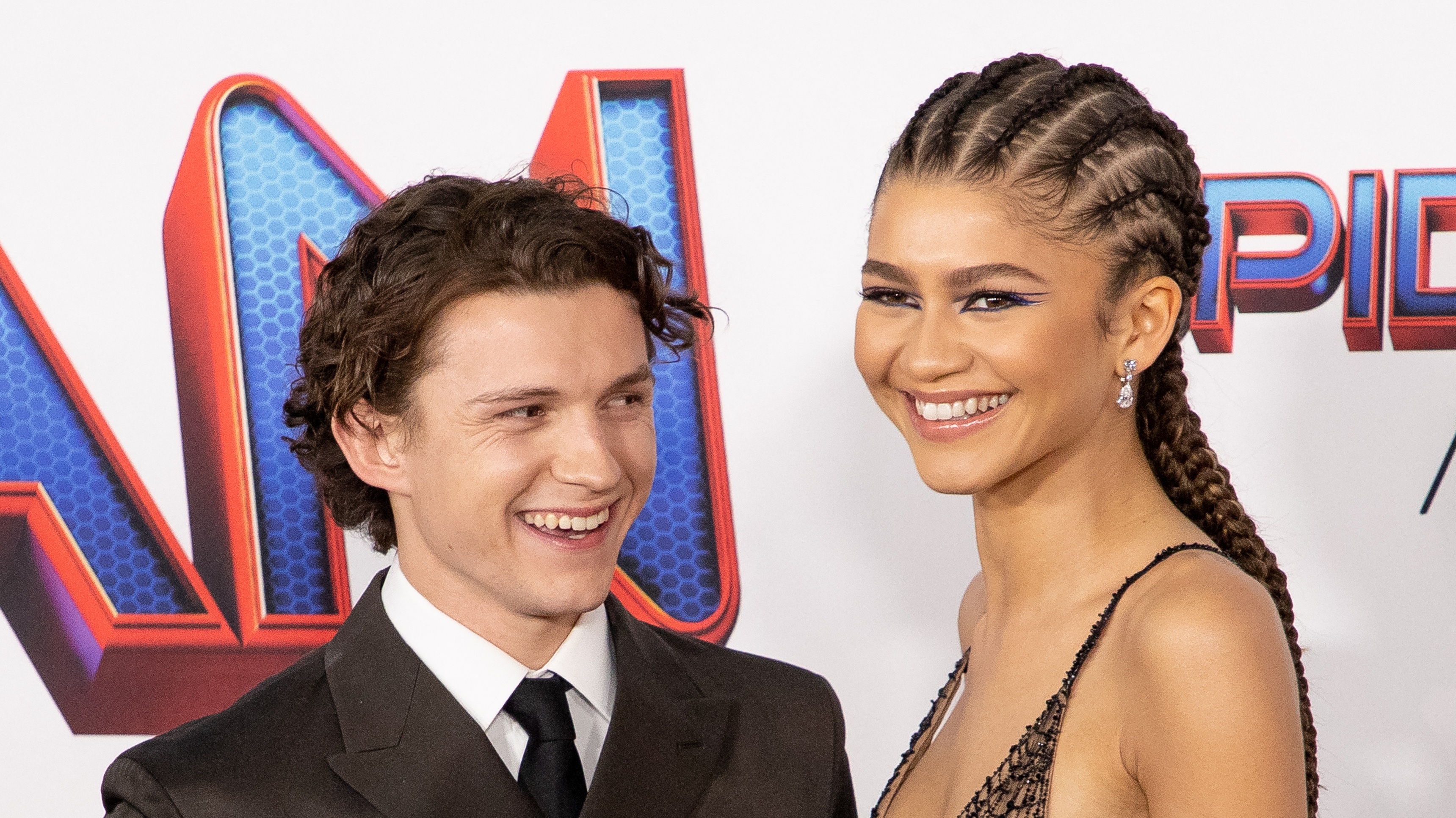 صيحات زيندايا الجمالية تزامناً مع زفافها السرّي من توم هولاند