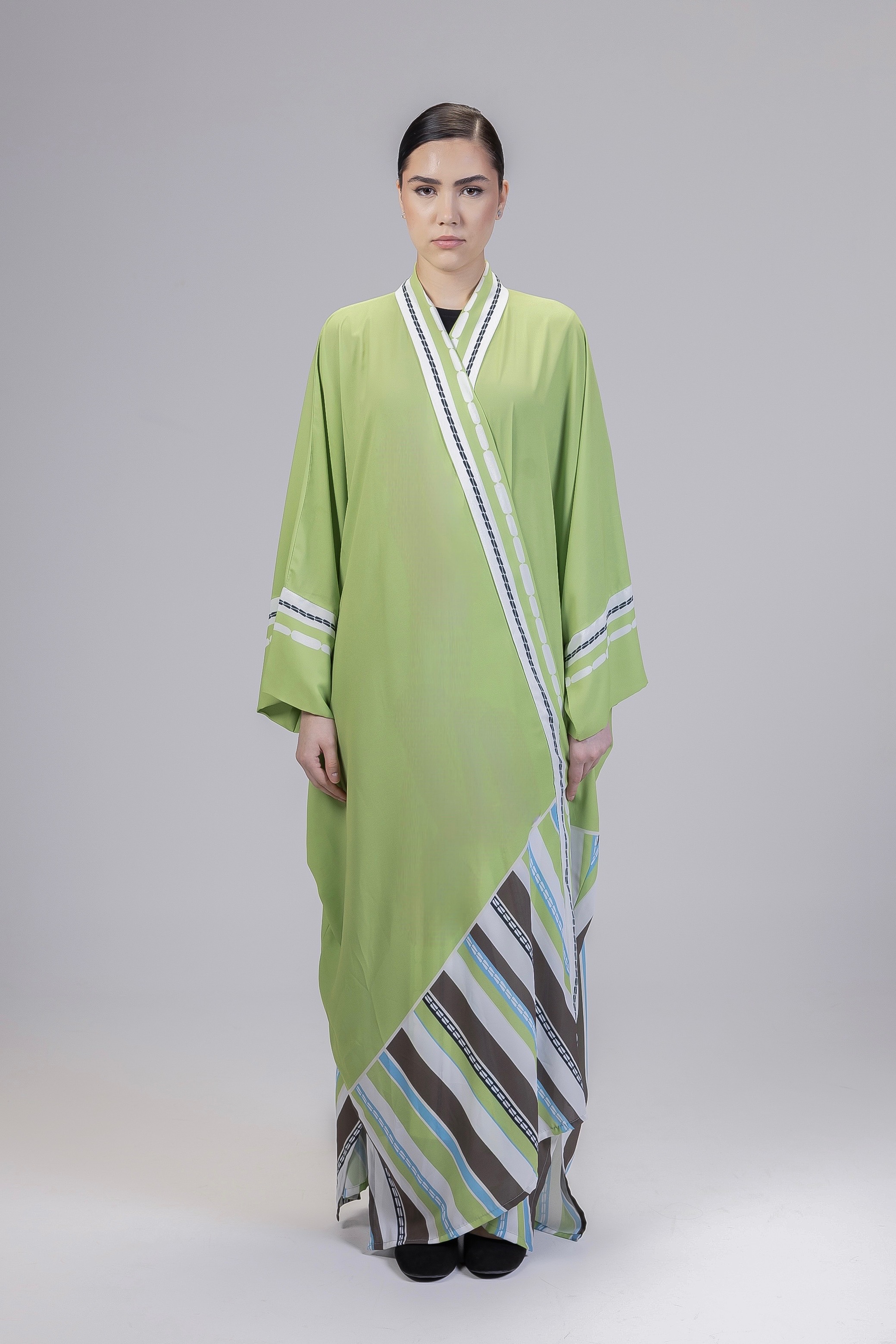 صيحة الstripes من العلامة Shilalek