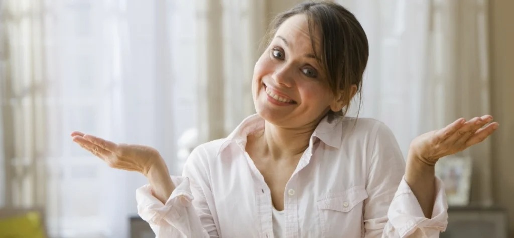 ضريبة إرضاء الجميع لماذا تدفع المرأة الثمن الأكبر؟