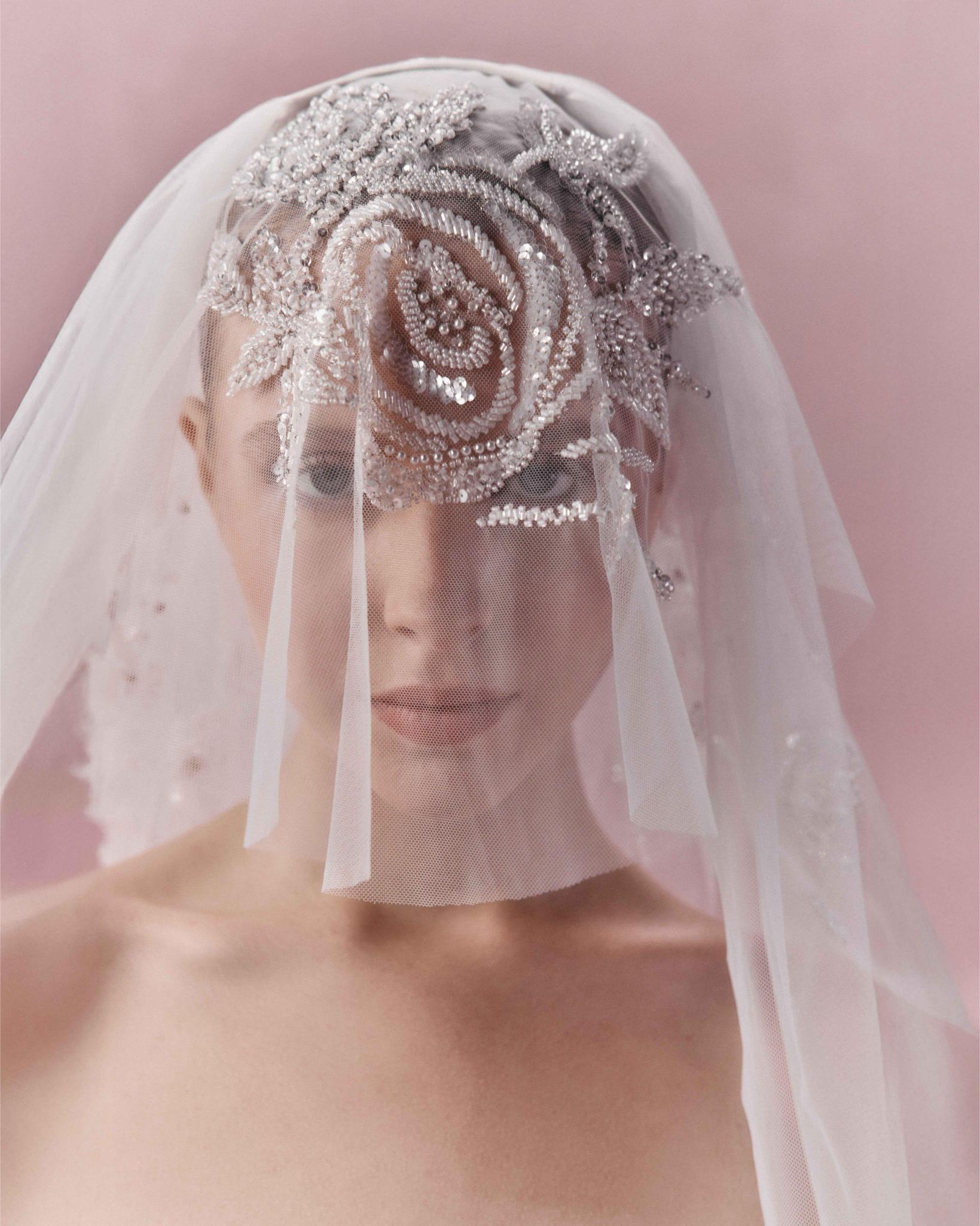 طرحة عروس ساحرة