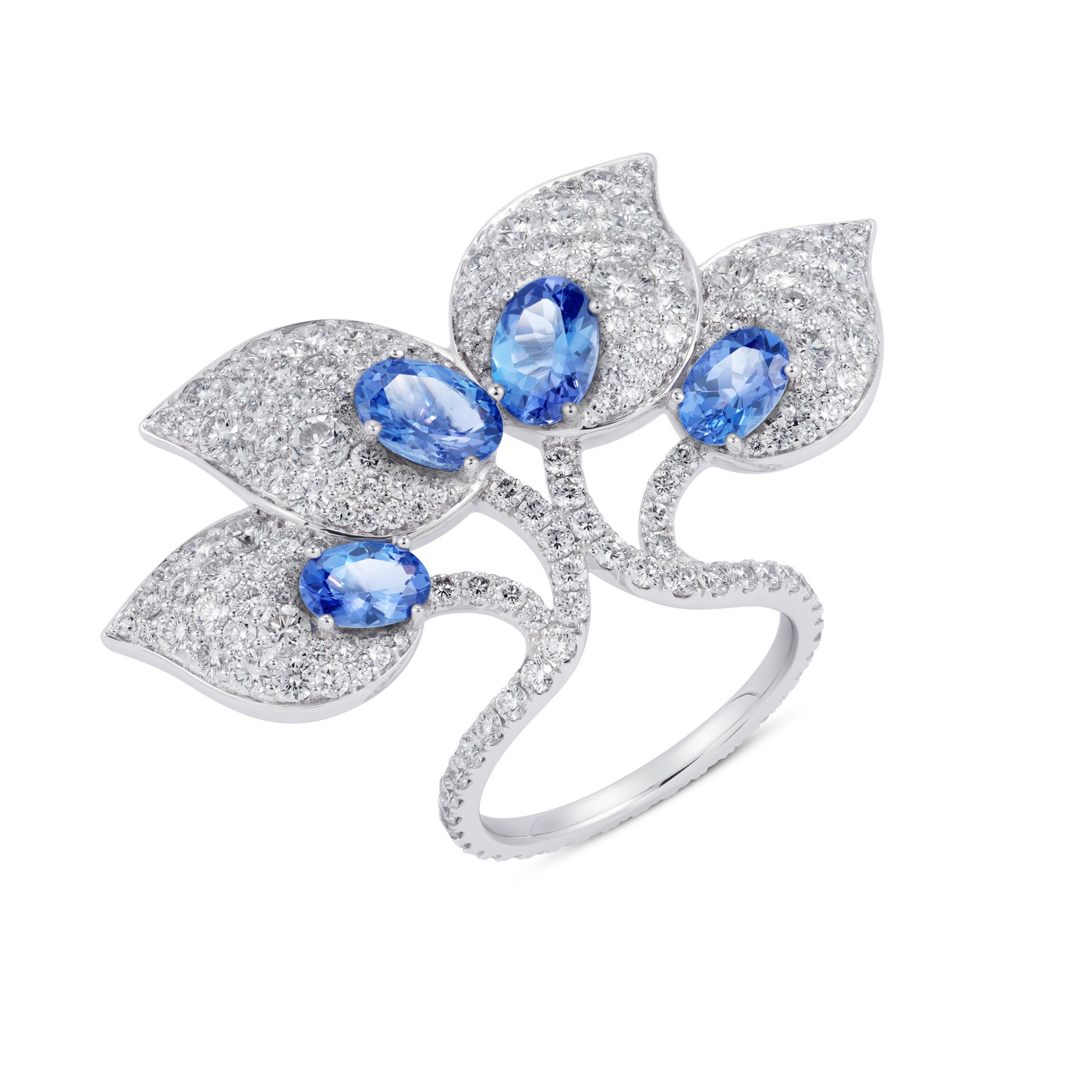 خاتم Ivy Tanzanite بتصميم فاخر من دار معوض