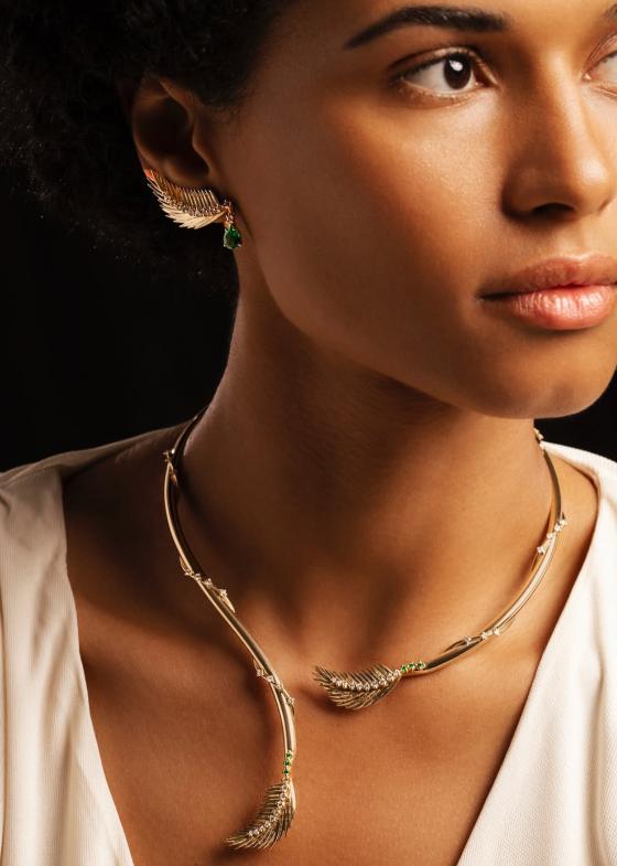 طقم من تصاميم مجوهرات نادين