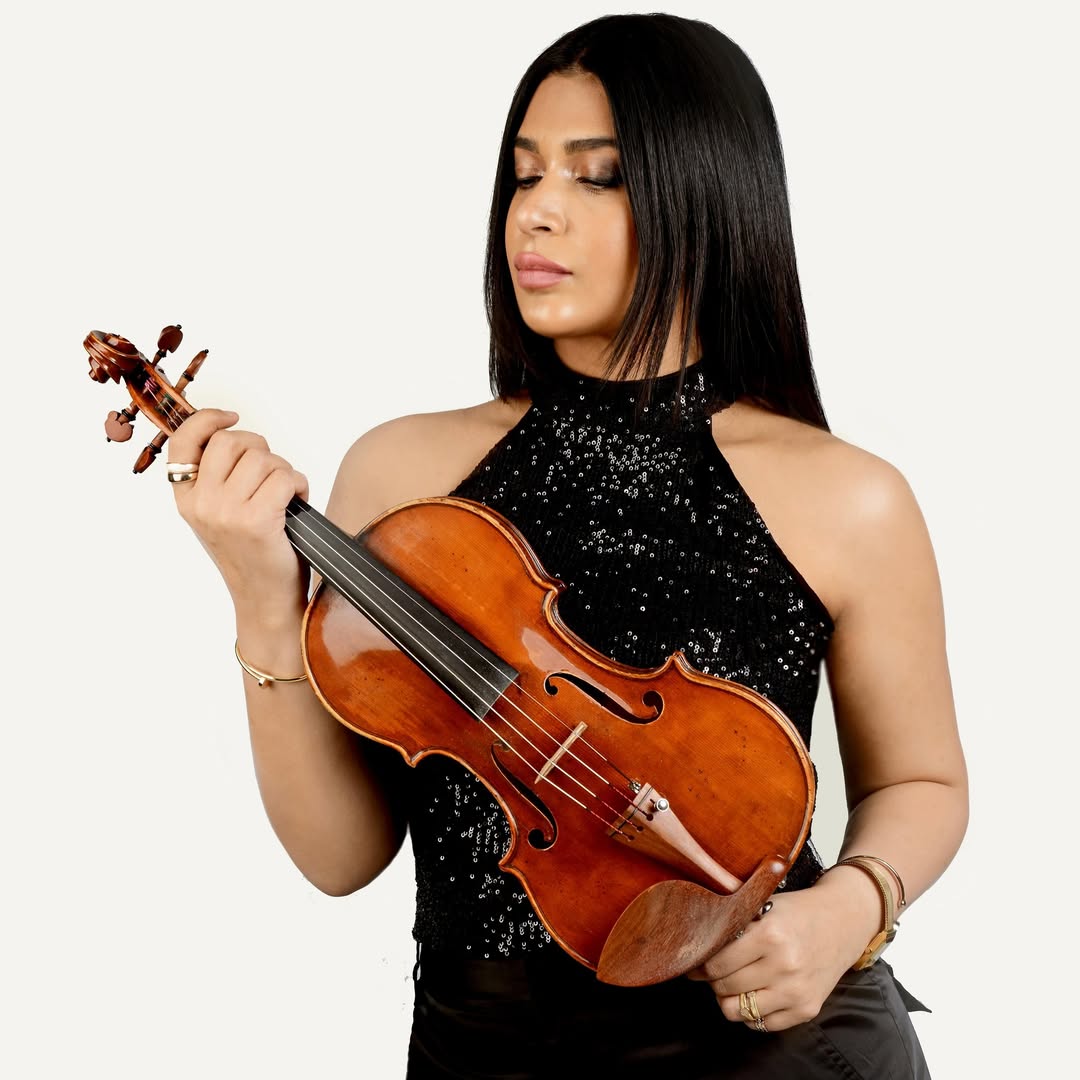 عازفة الكمان السعودية كيان KAYAN