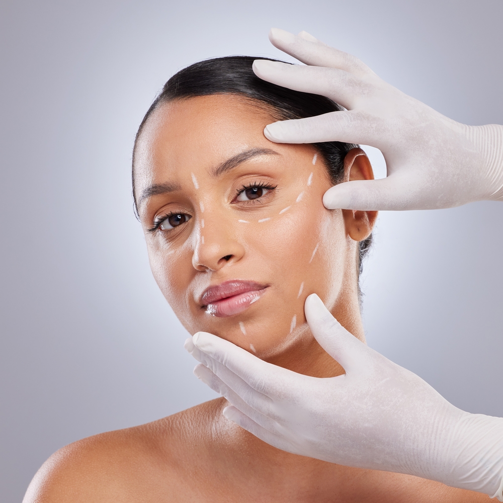 عدم توازن في مناطق الخد أو الفك من مشاكل شد الوجه