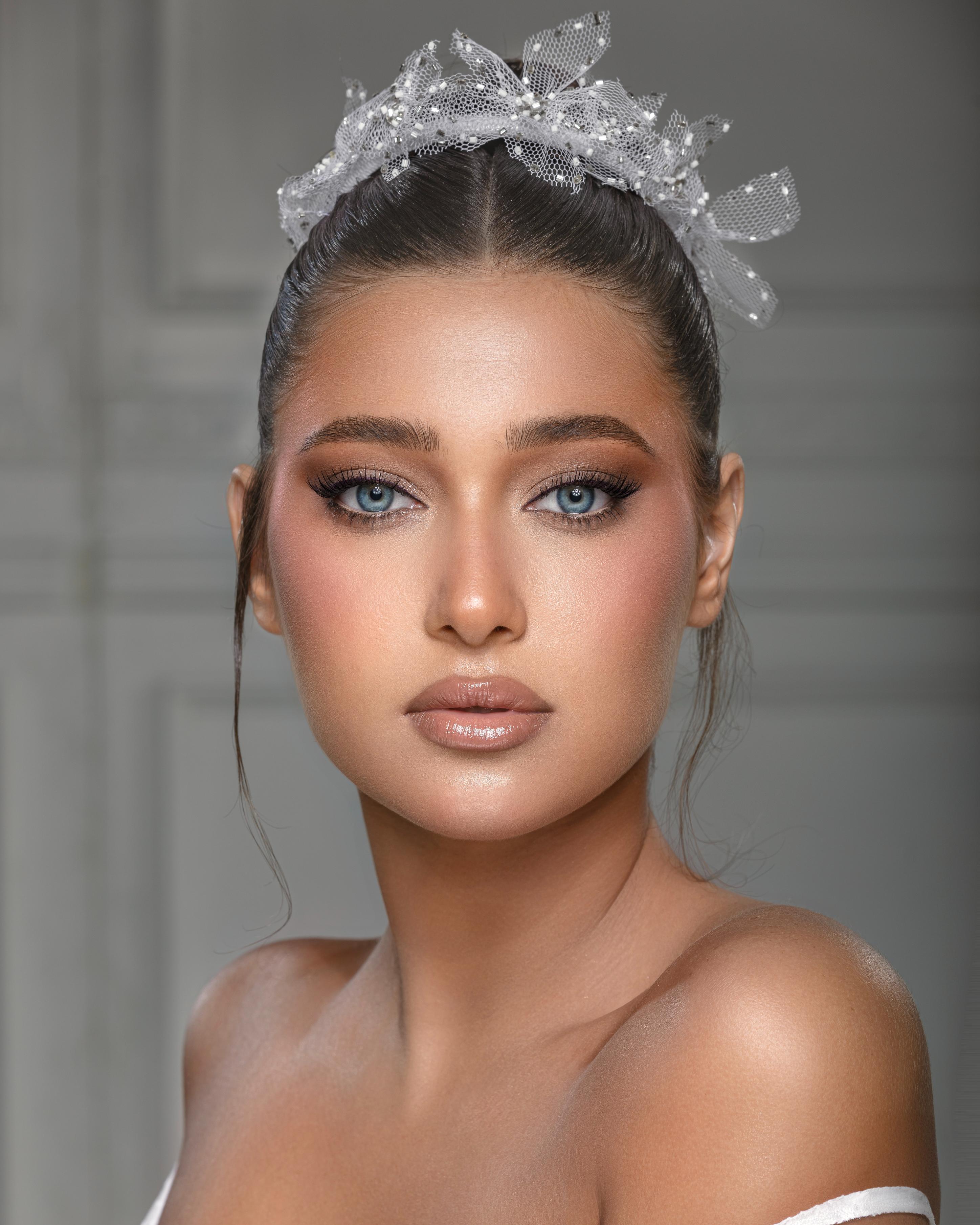 عروس خبير التجميبل فادي قطايا