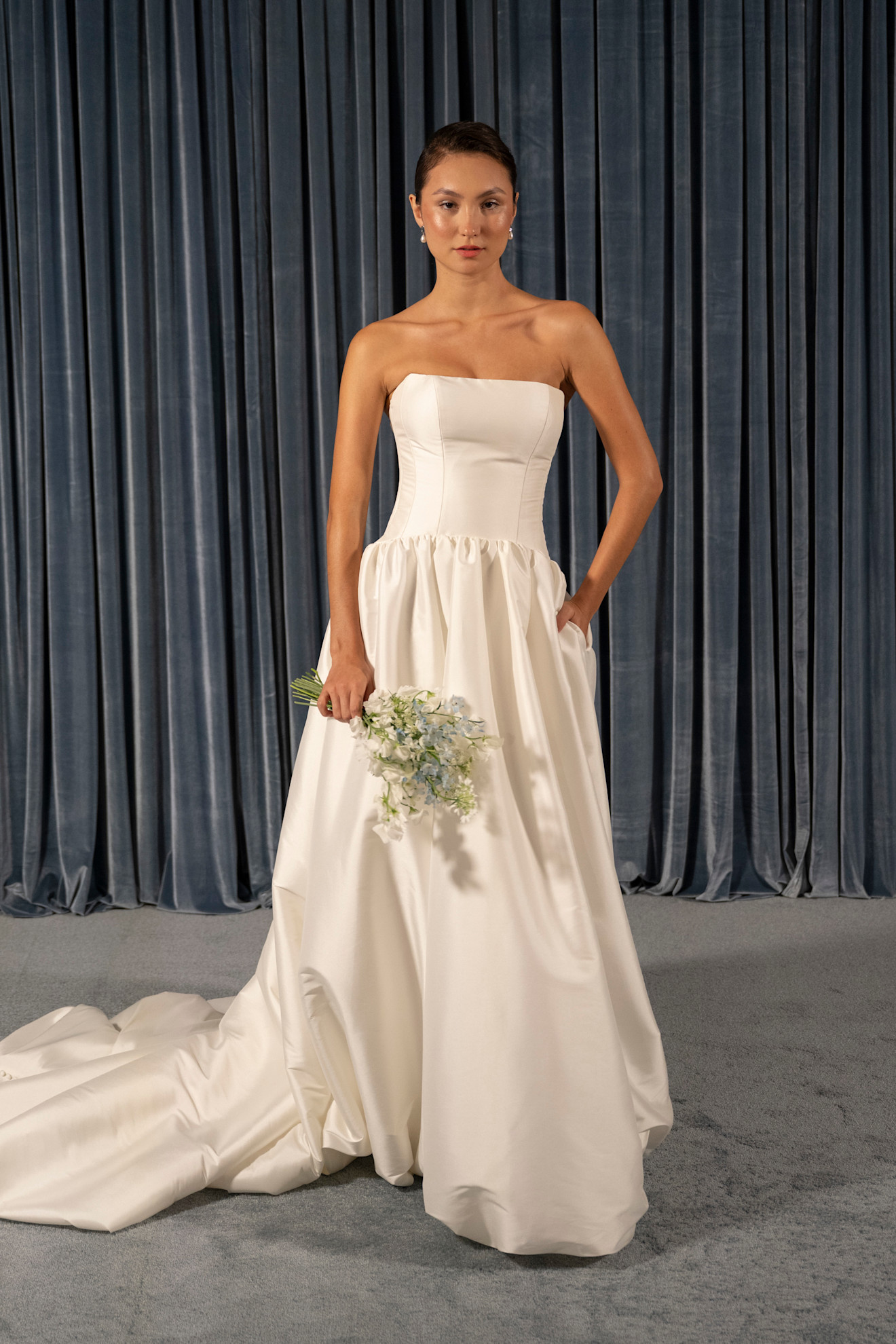 عروس Jenny Yoo لخريف وشتاء 2026