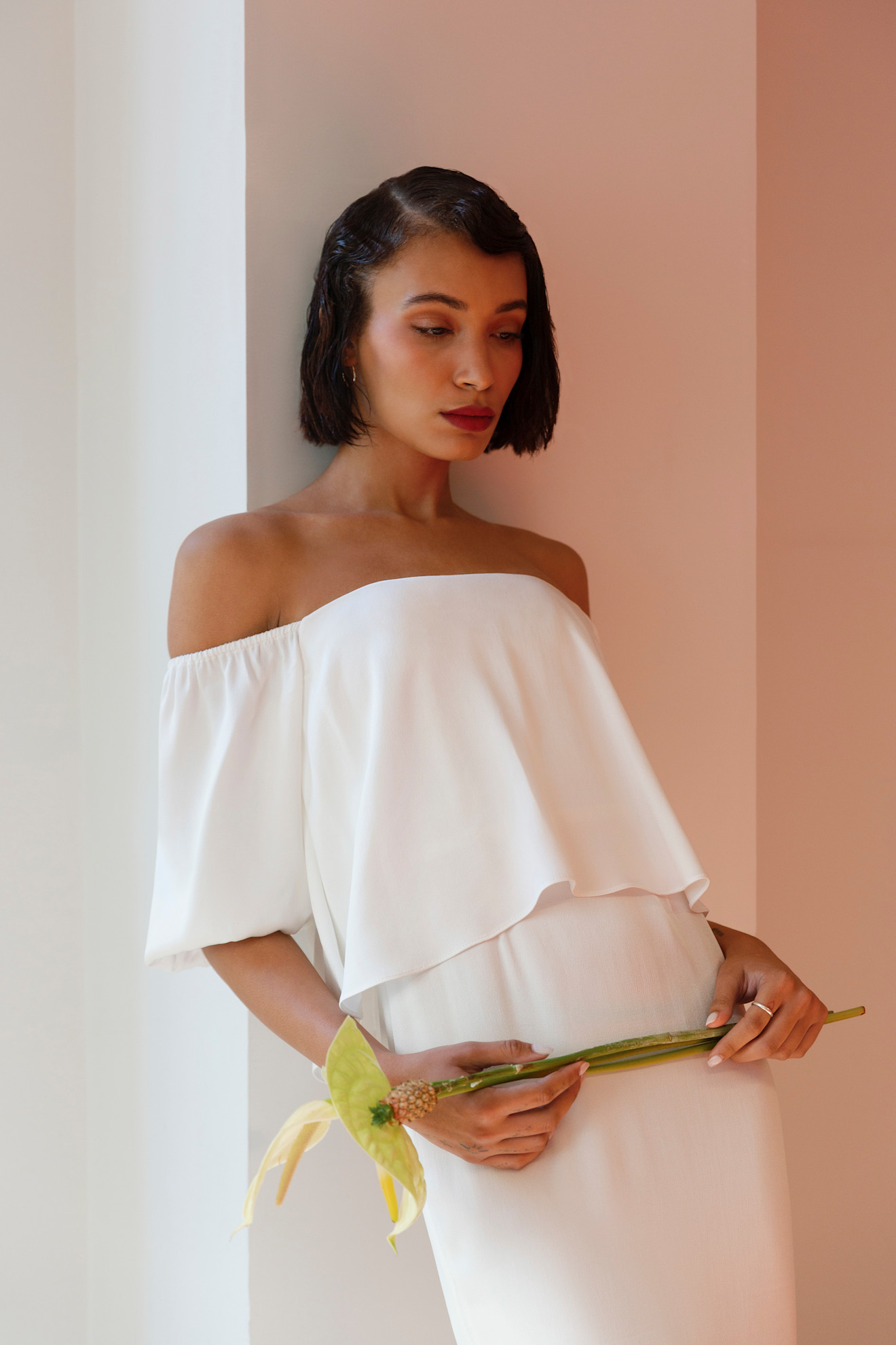 عروس Scorcesa بقصة الأوف شولدر