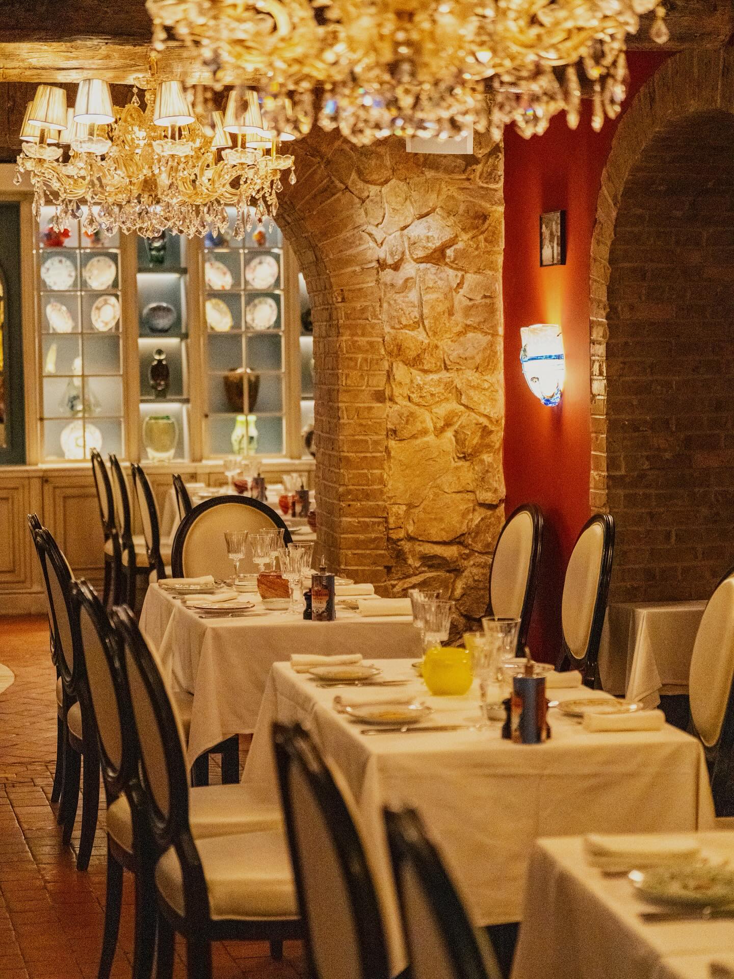 عشاء رومانسي بنكهة إيطالية دافئة في مامو مايكل أنجلو