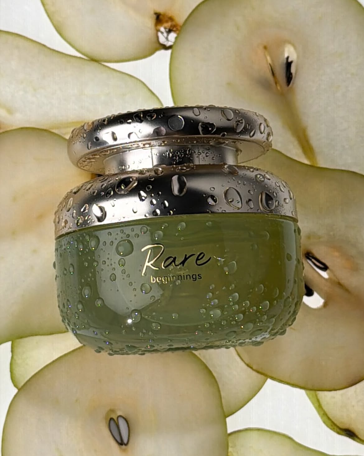 عطر  Rare Beginnings من علامة Rare Beauty