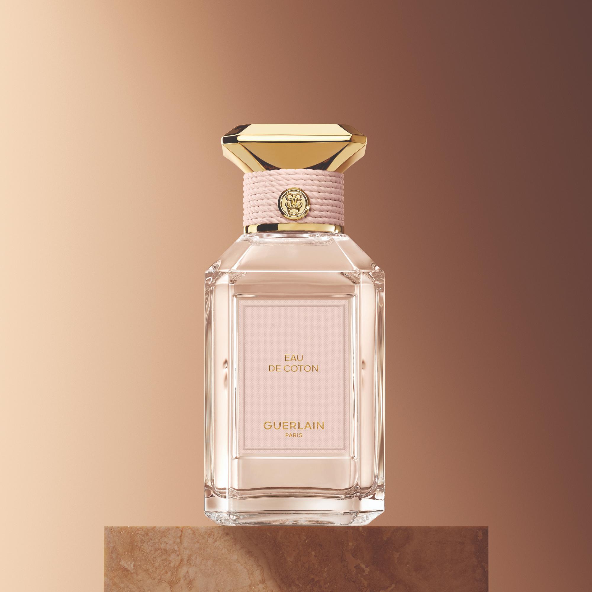 عطر أو دو كوتون (Eau de Coton) من مجموعة ليه زو (Les Eaux) لعلامة جيرلان