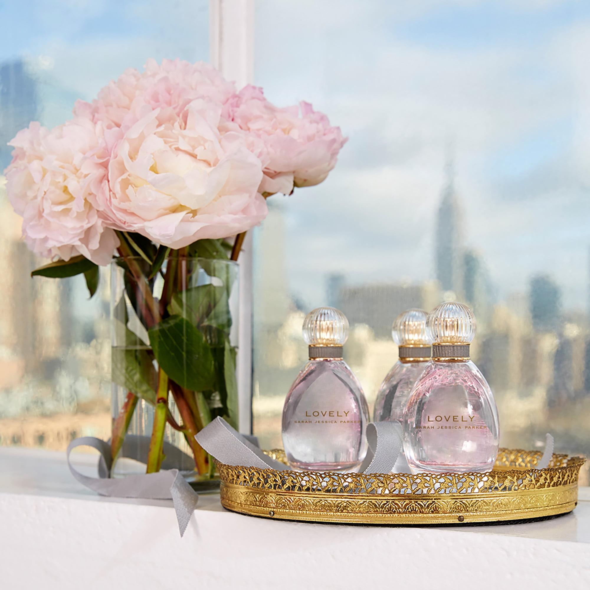 عطر LOVELY من علامة SJP Fragrances