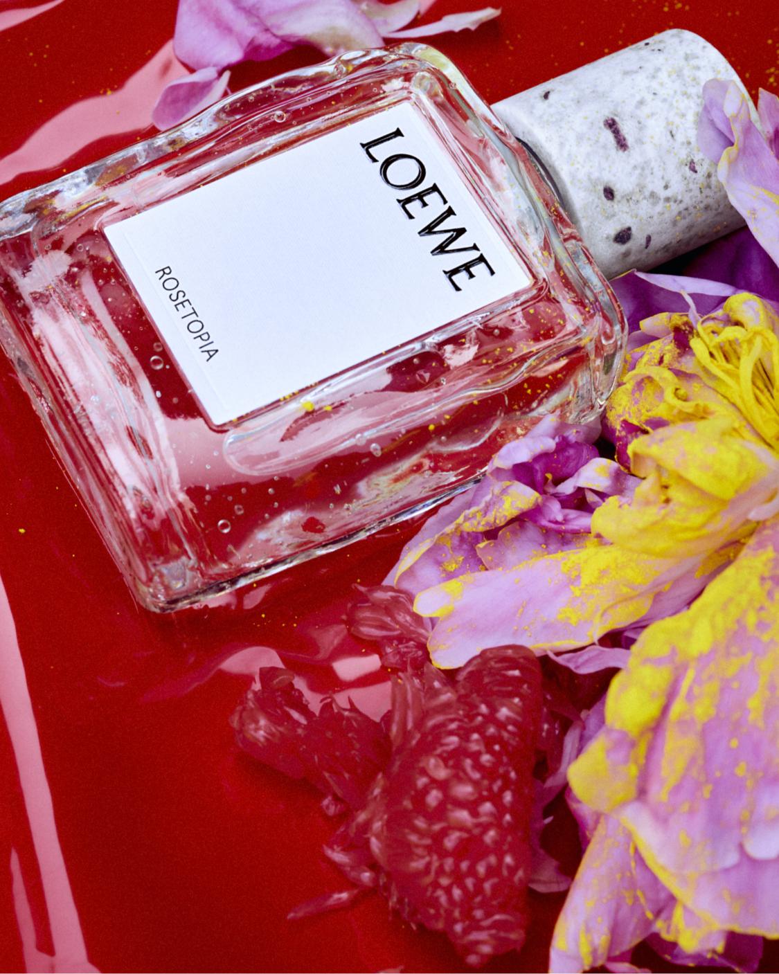 عطر Rosetopia من LOEWE Perfumes
