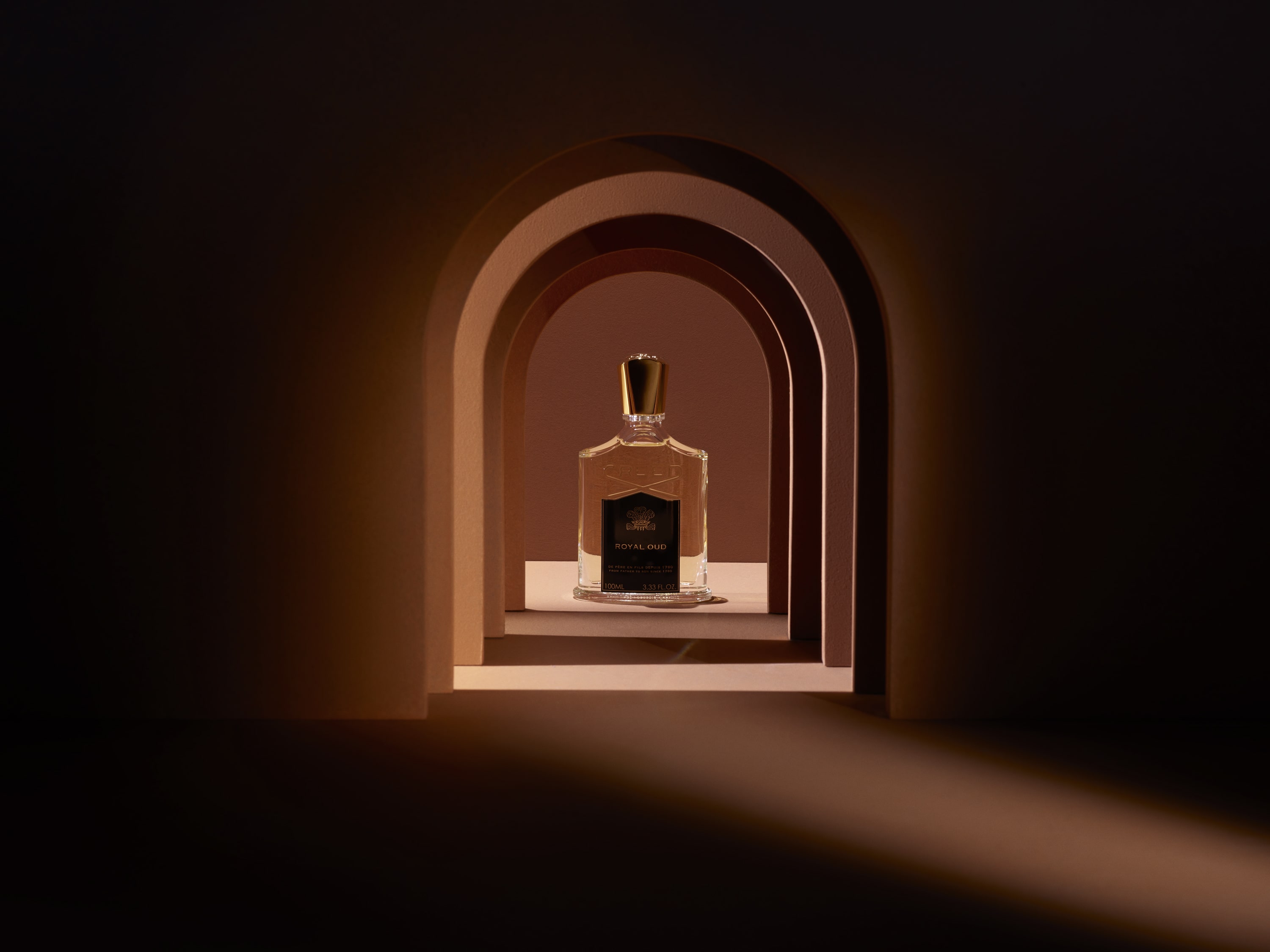 عطر Royal Oud الملكي الجديد من دار كريد للعطور