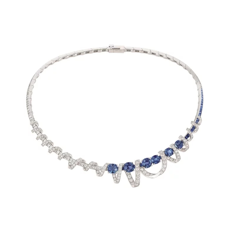 عقد من شوميه  Chaumet