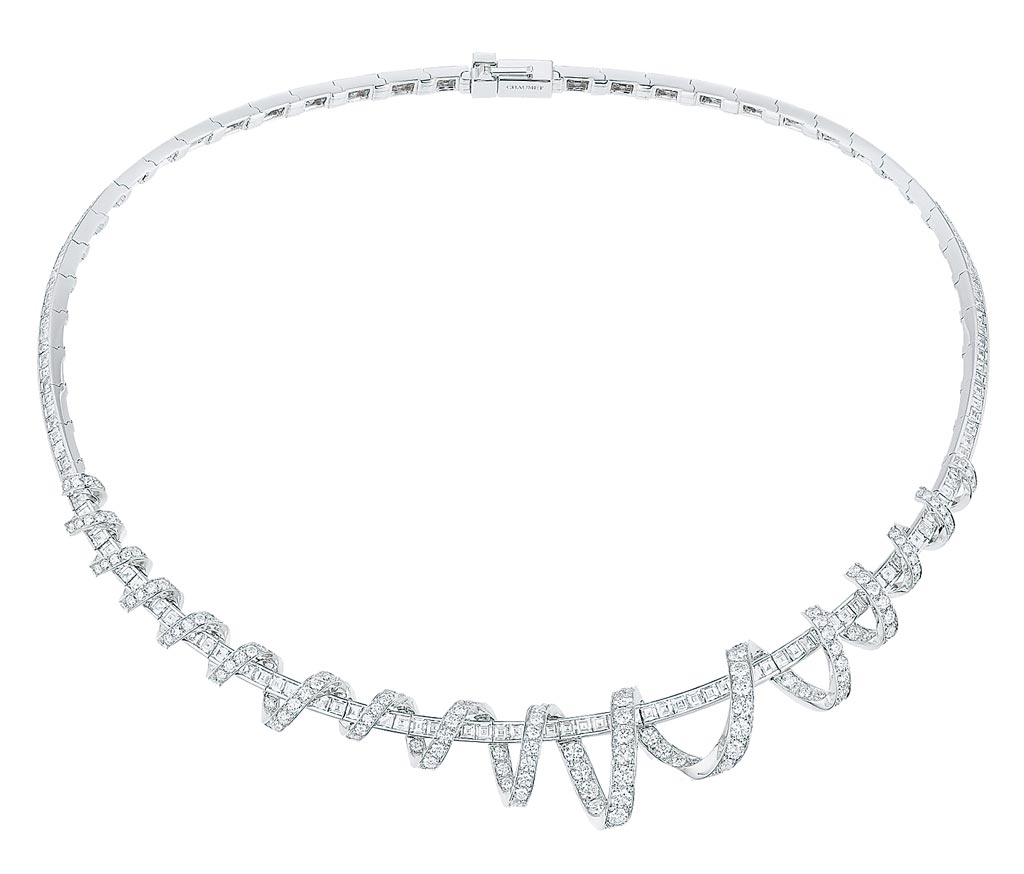 عقد من شوميه  Chaumet