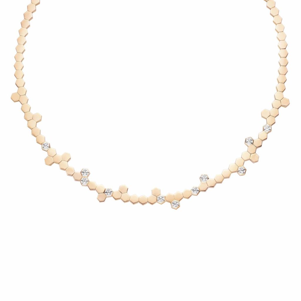 عقد من شوميه  Chaumet