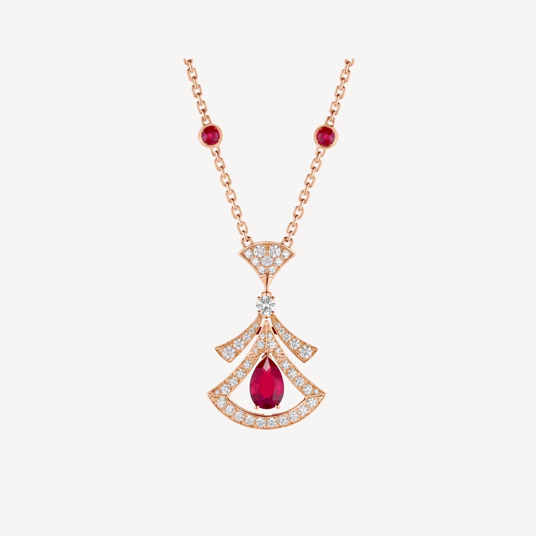 عقد Divas' Dream من Bulgari