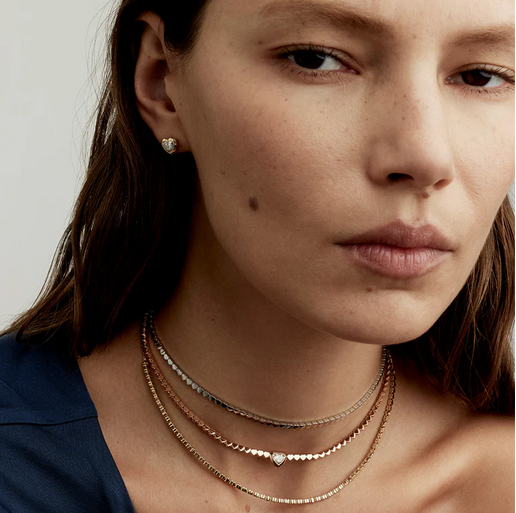 عقد LIT Solitaire Diamond  من  Noora Shawqi