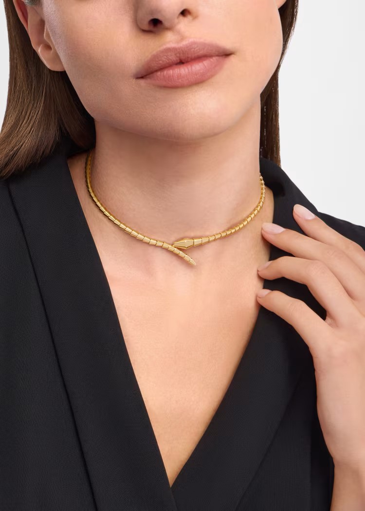 عقد Serpenti Viper من Bulgari