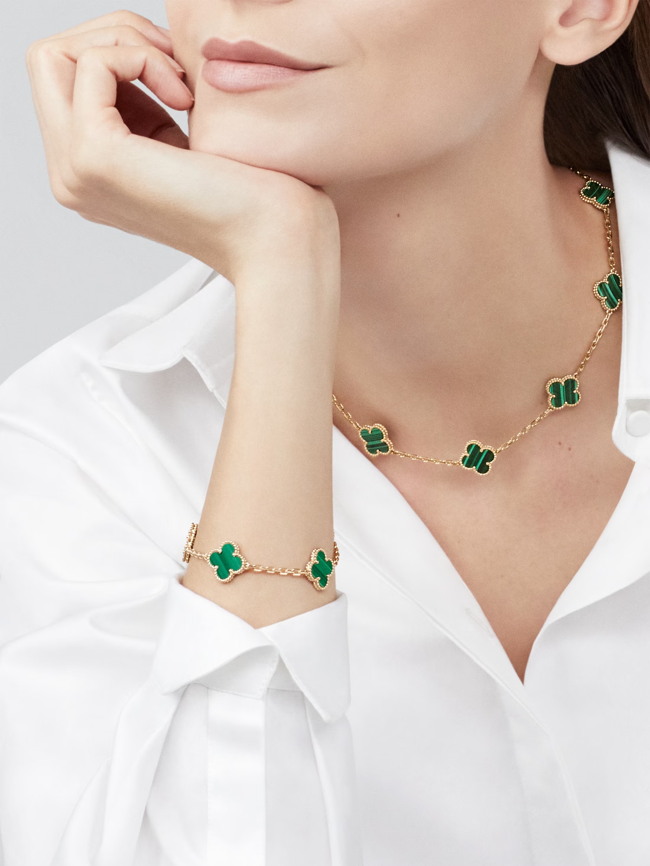 عقد Vintage Alhambra من Van Cleef & Arpels