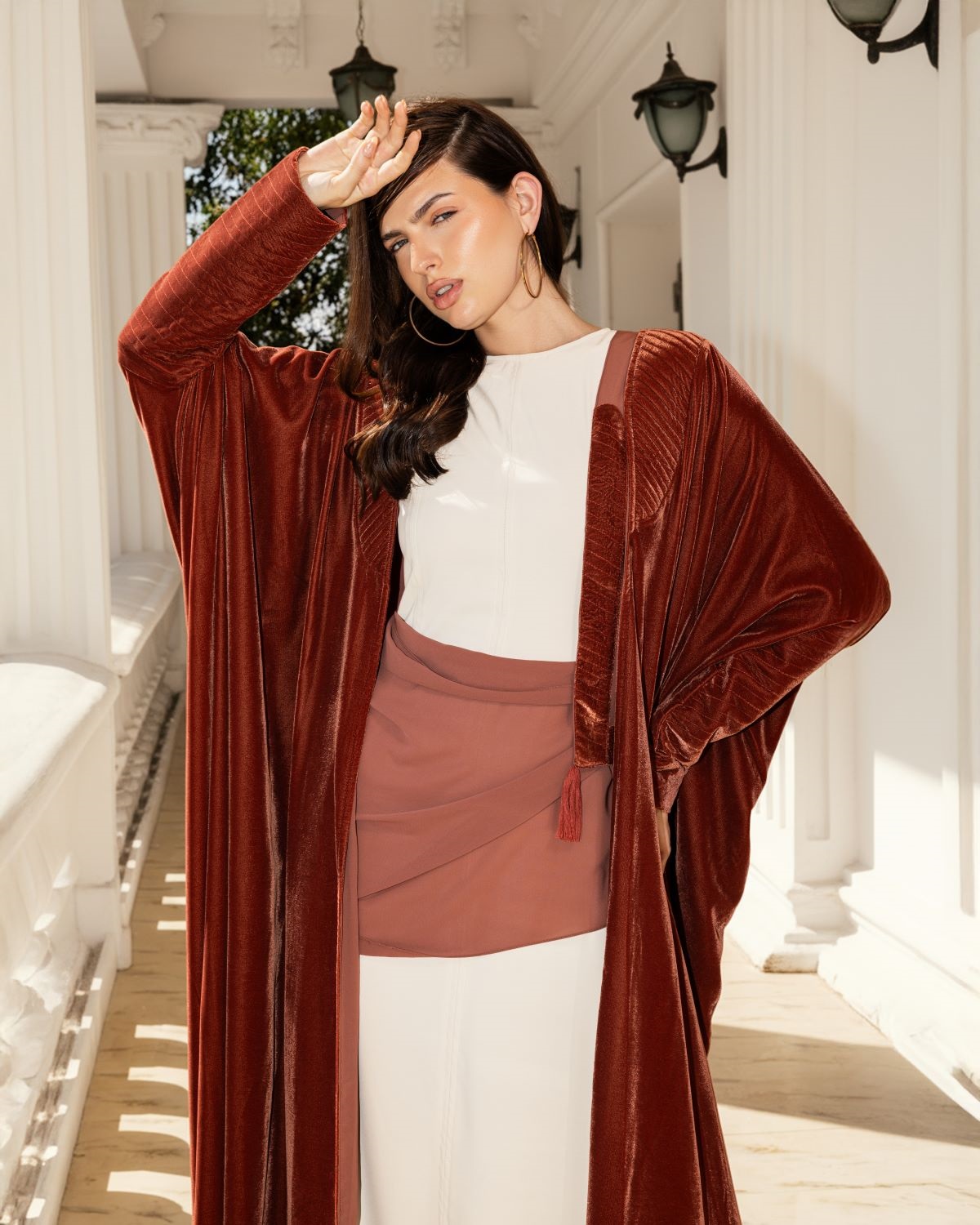 علامة عين تطلق مجموعة أزل وتفتتح دارها للأزياء الفاخرة