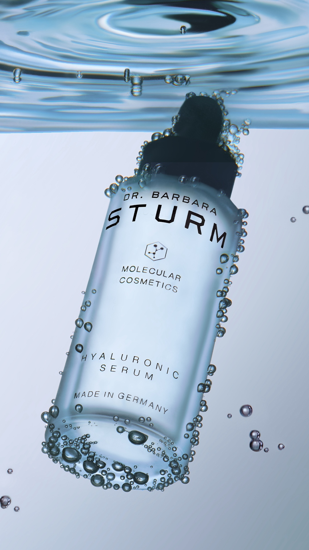 علامة DR. BARBARA STURM تطلق سيروم الهيلارونيك الحائز على جوائز