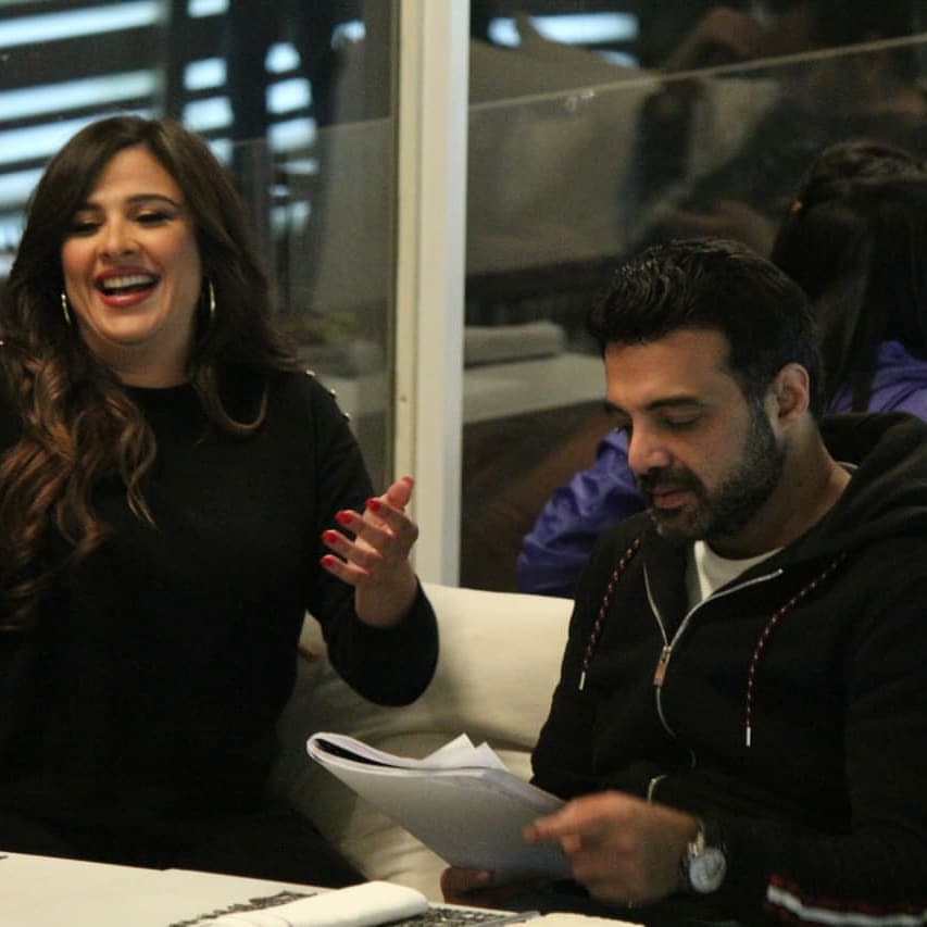 ياسمين عبد العزيز تجدد التعاون مع شركاء النجاح