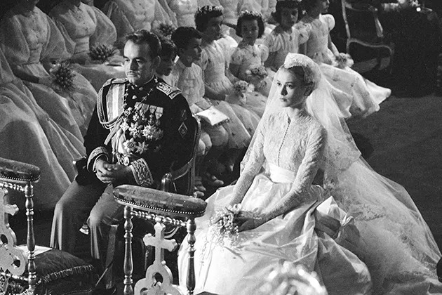 غريس كيلي Grace Kelly  60,000 دولار أمريكي
