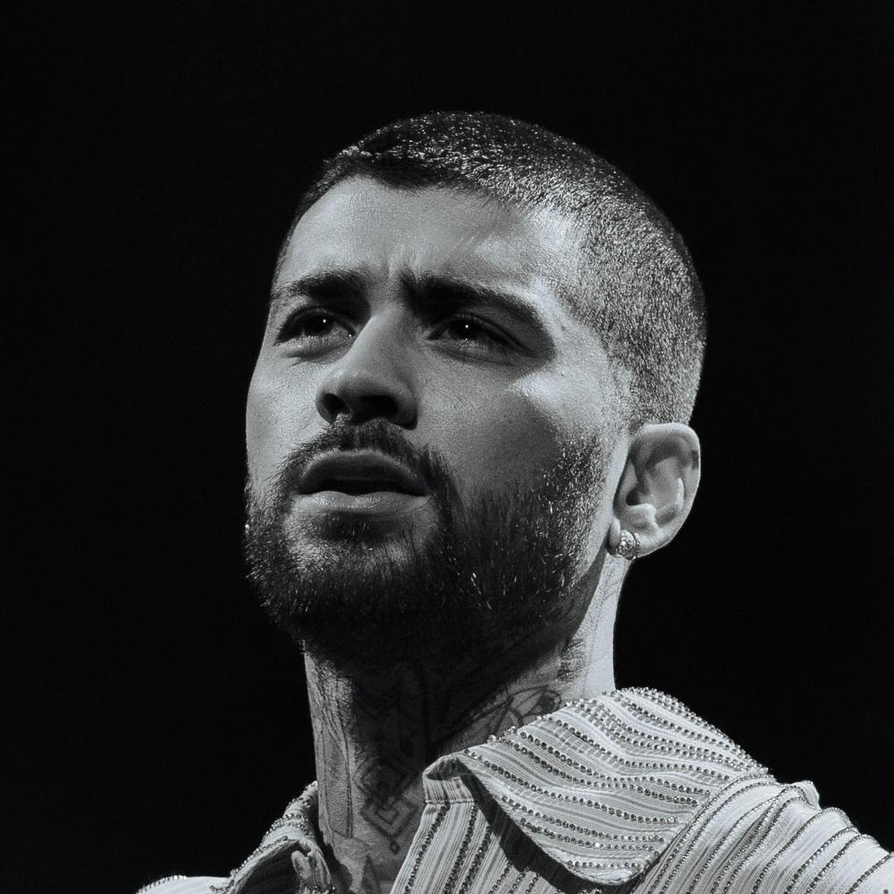 غموض حول الوضع الصحي لـ زين مالك