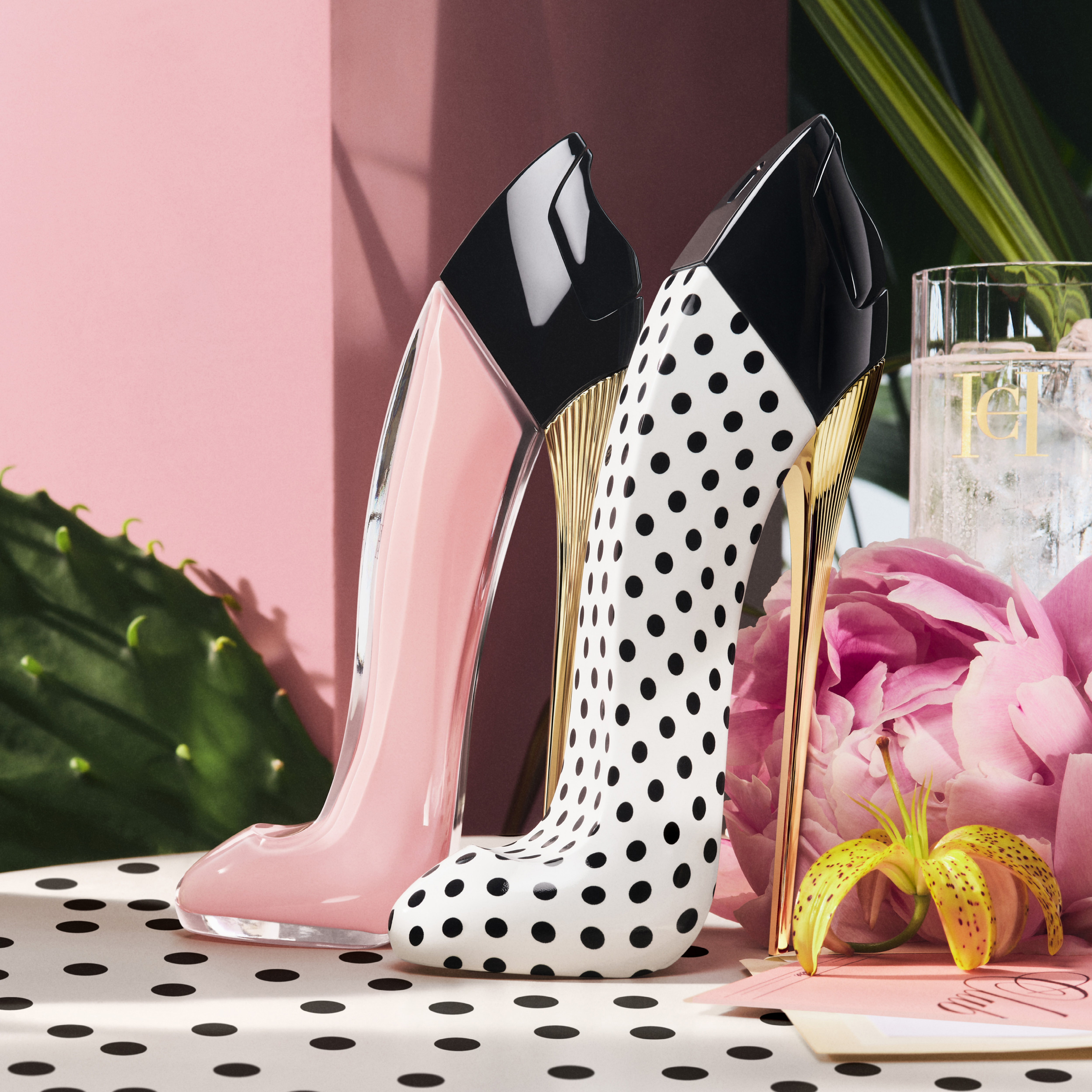 ـ عطر Good Girl Blush يحتفي  بنقشة نقاط البولكا الشهيرة من علامة Carolina Herrera