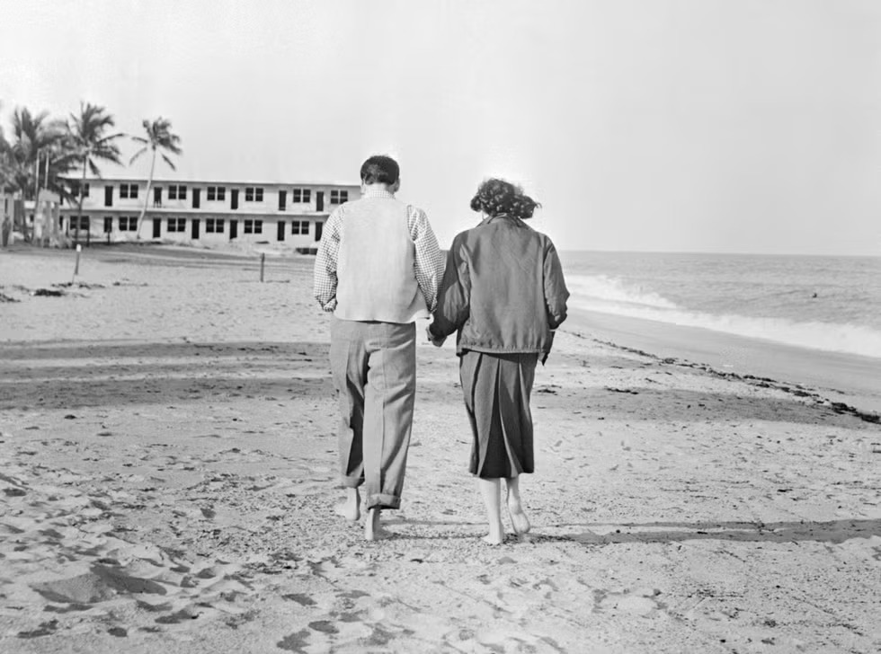 فرانك سيناترا Frank Sinatra وآفا غاردنر Ava Gardner، ميامي