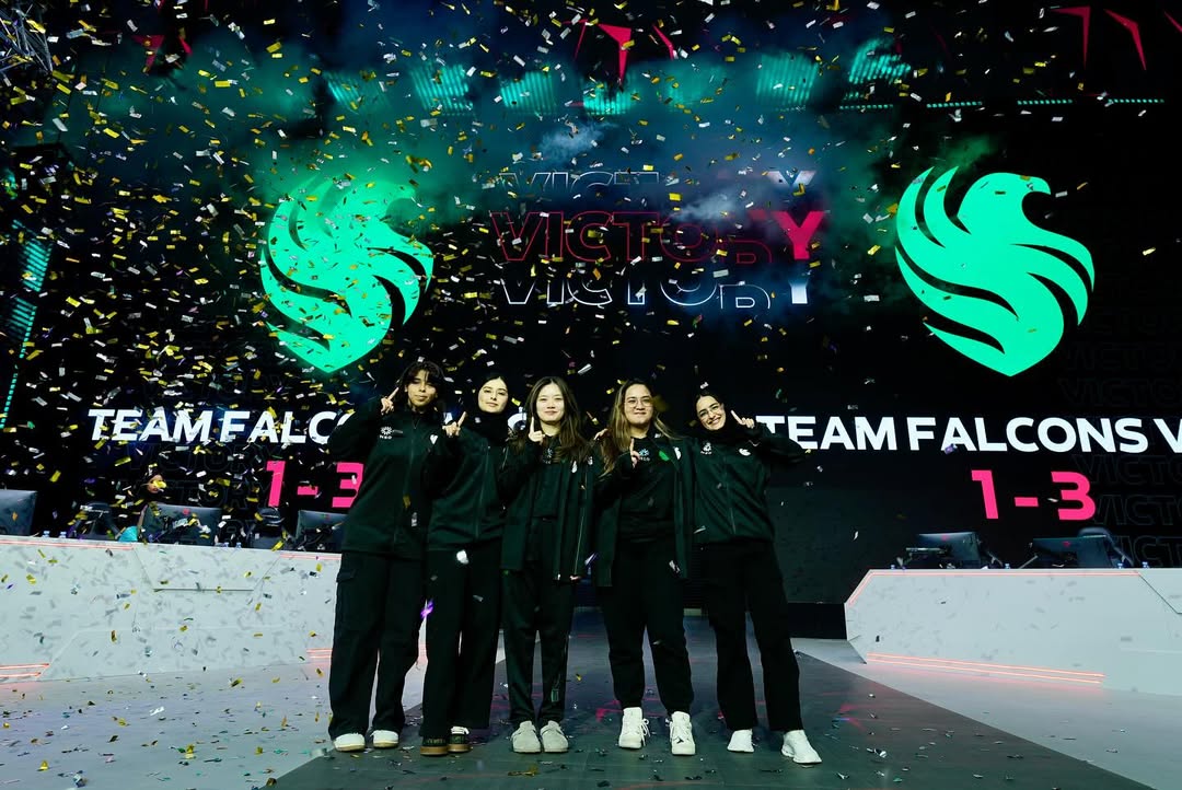 فريق teamfalconsgg