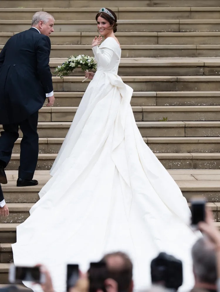 فستان زفاف الأميرة يوجين Princess Eugenie