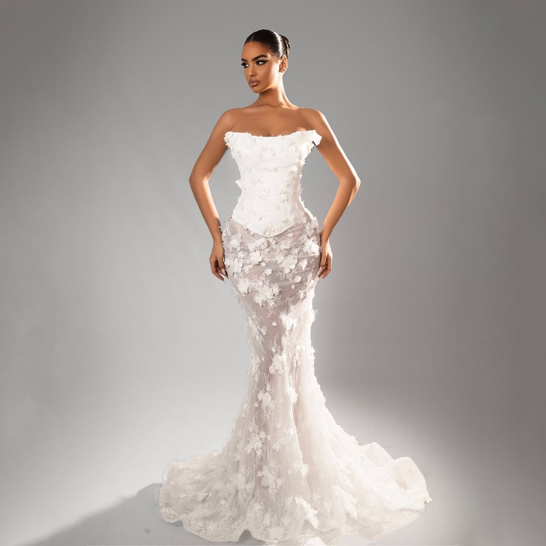 فستان زفاف بقطعتين مع خصر الاسك من دار Azma Couture
