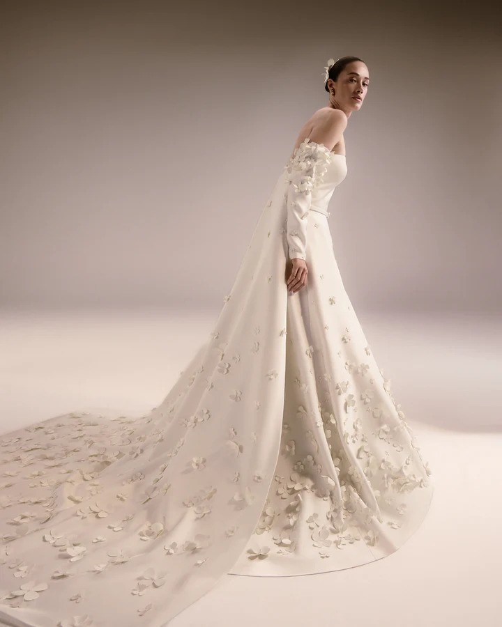 فستان زفاف بقماش ساتان دوتشيس الفاخر من توقيع ساندي نور