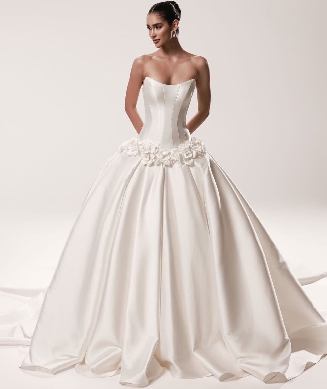 فستان زفاف توقيع Dany Tabet