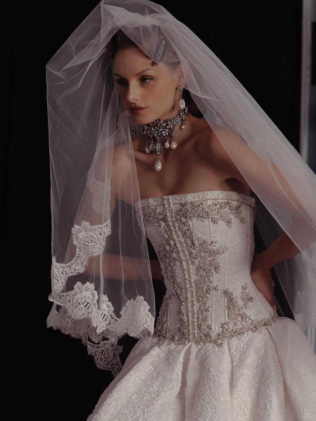 فستان زفاف فينتج من دار Kim Kassas Couture