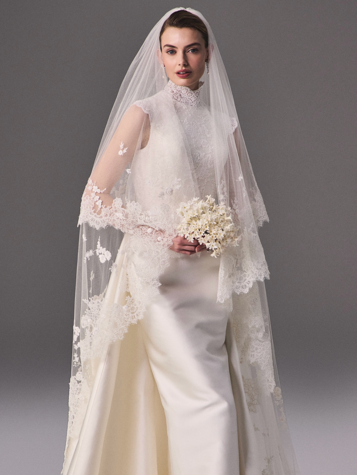 فستان زفاف فينتج من Phillipa Lepley Couture
